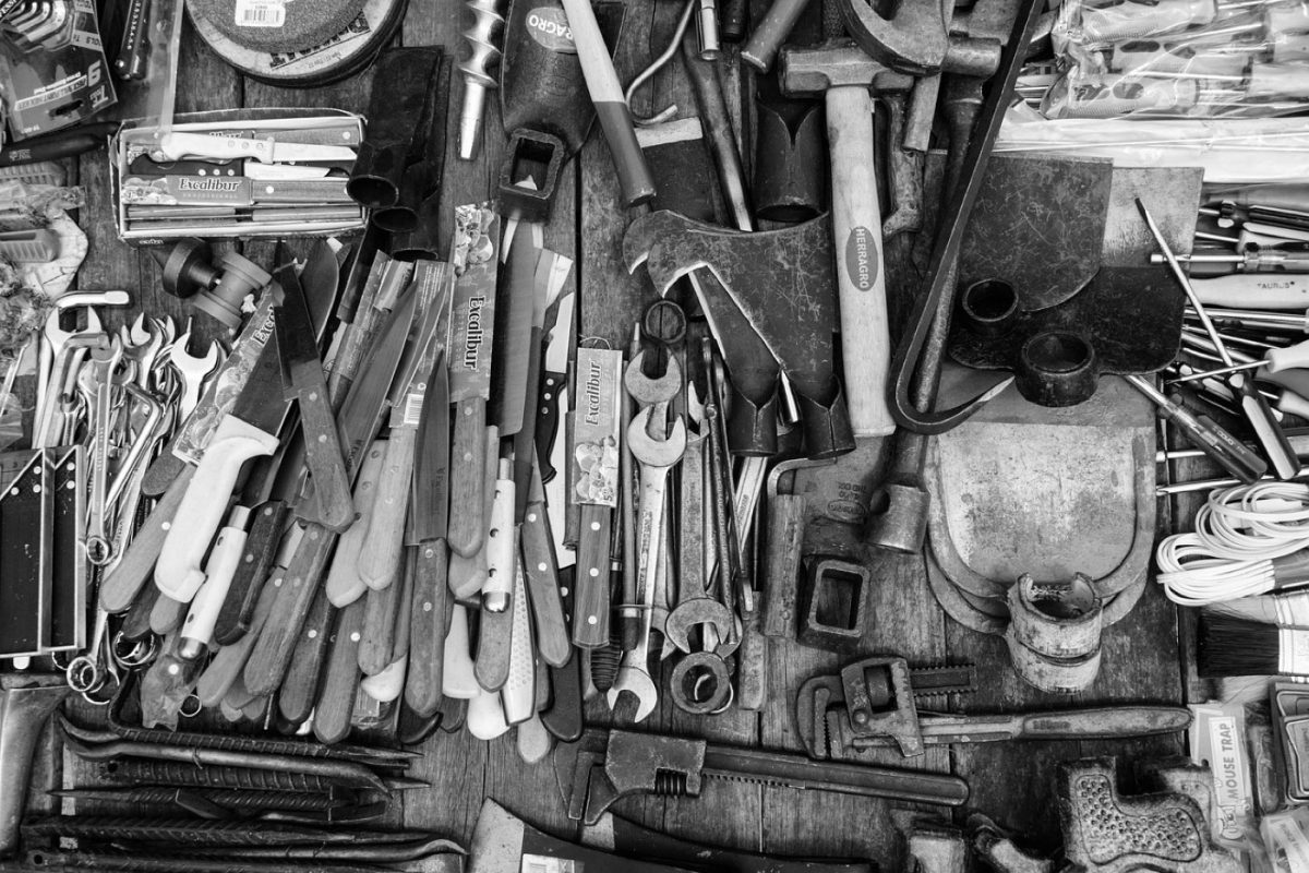 Top 7 outils pour entretenir un petit jardin
