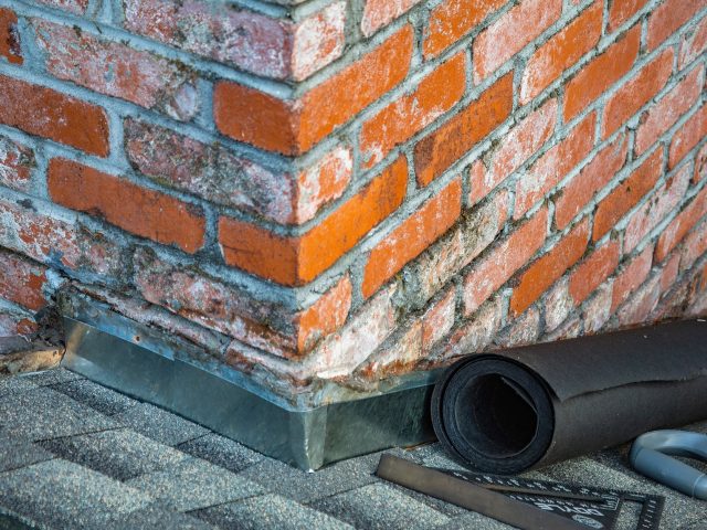 Dès septembre, pourquoi anticiper le ramonage de votre cheminée ?